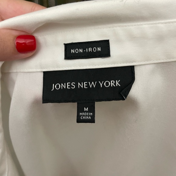 women Jones New York button down - Picture 3 of 3